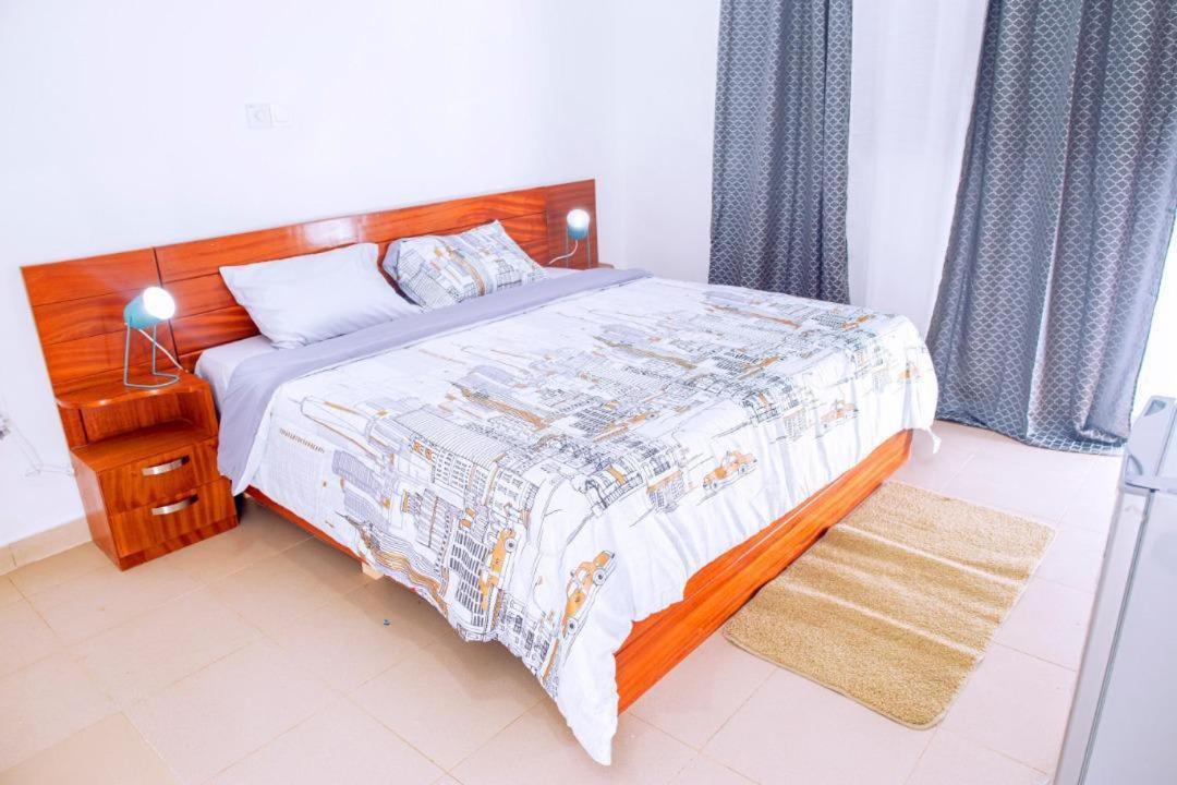 Ebs Legends Luxury Two Bedroom Embassy Garden Accra Eksteriør bilde